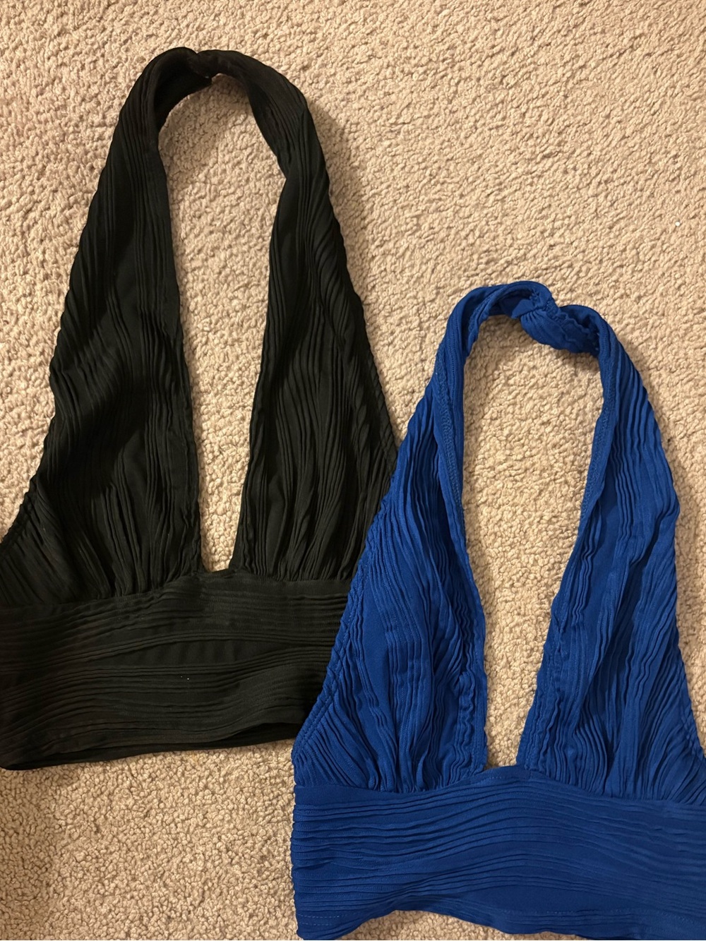 BUNDLE SHEIN Black Ribbed Halter Crop Top